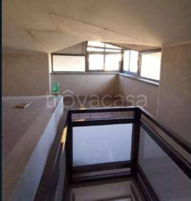 locale commerciale in vendita a Paternò