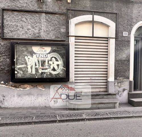 negozio in vendita a Paternò
