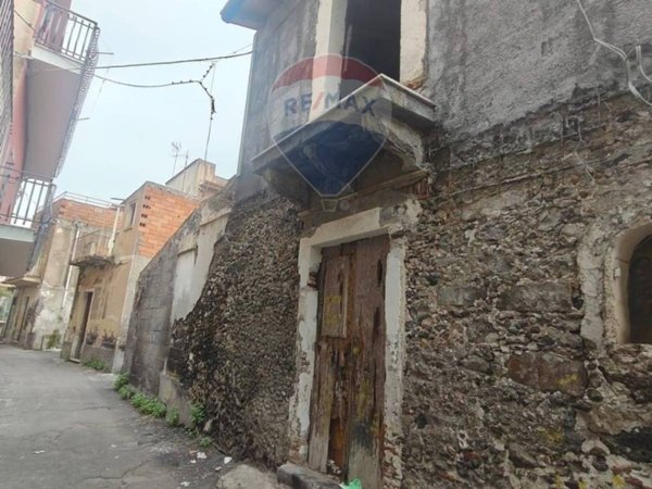 casa indipendente in vendita a Paternò