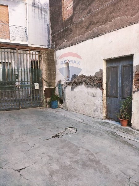 casa indipendente in vendita a Paternò in zona Centro Storico