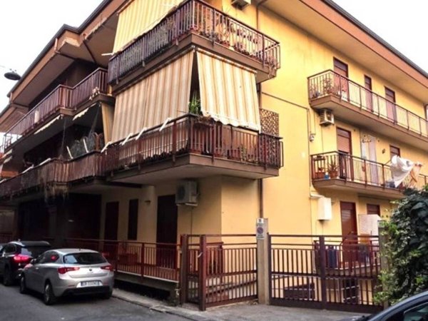 appartamento in vendita a Paternò in zona Centro Storico