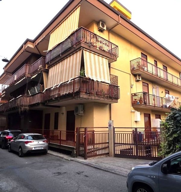 appartamento in vendita a Paternò in zona Centro Storico