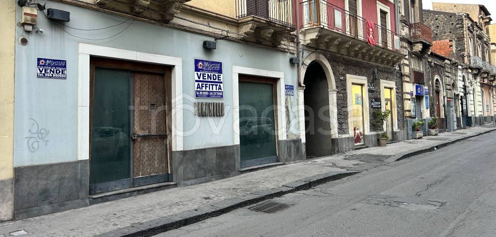 trivano in vendita a Paternò in zona Centro Storico