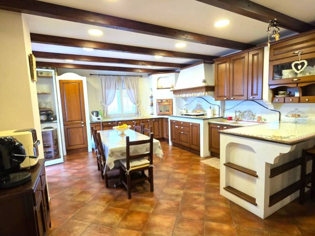 appartamento in vendita a Paternò