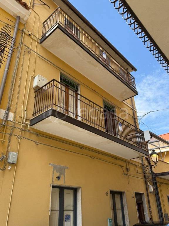 casa indipendente in vendita a Paternò in zona Centro Storico