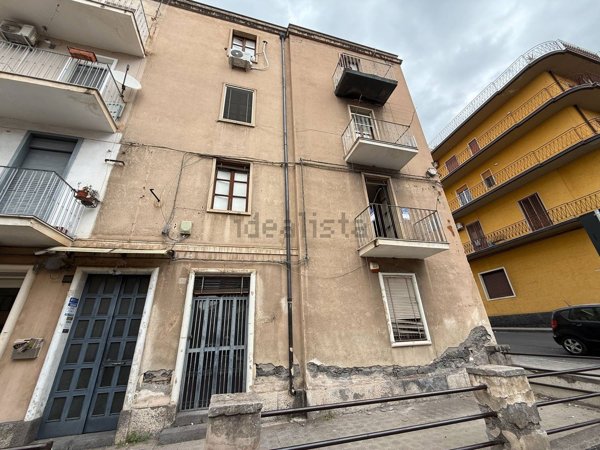 appartamento in vendita a Paternò in zona Centro Storico