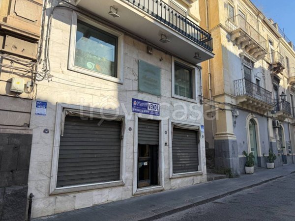 negozio in vendita a Paternò in zona Centro Storico