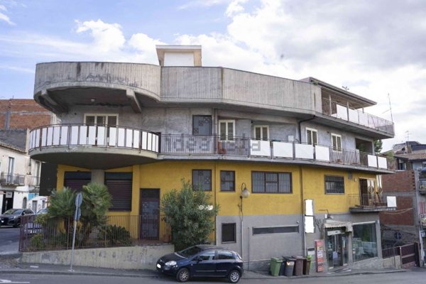 casa indipendente in vendita a Paternò in zona Centro Storico