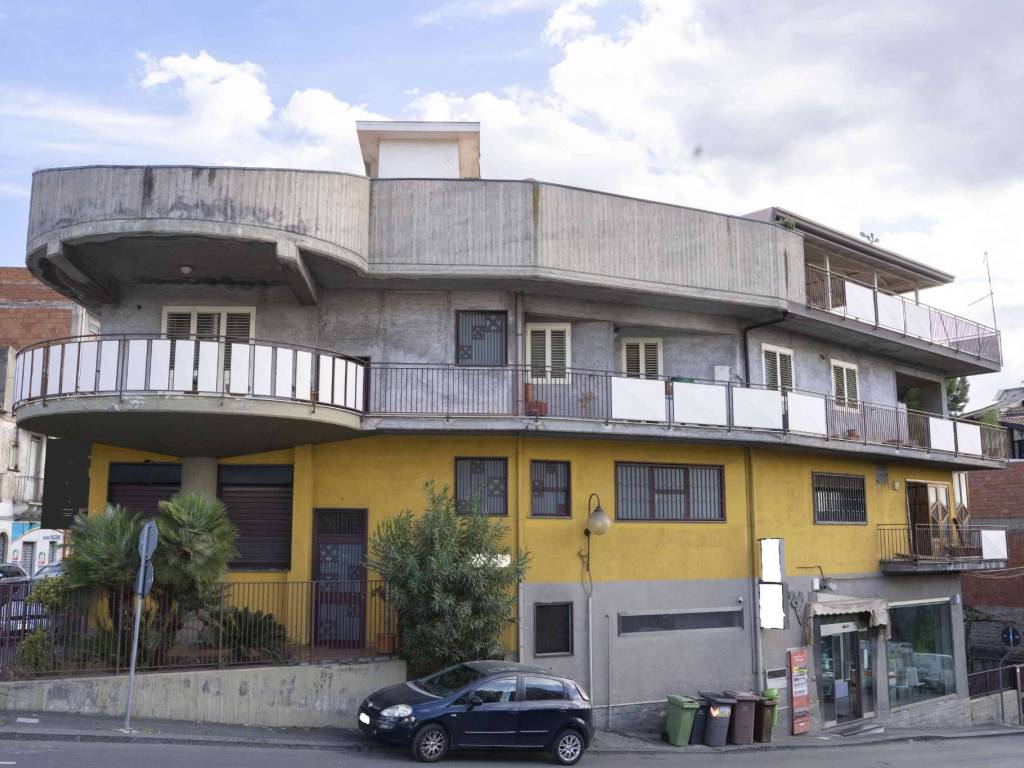 casa indipendente in vendita a Paternò in zona Centro Storico