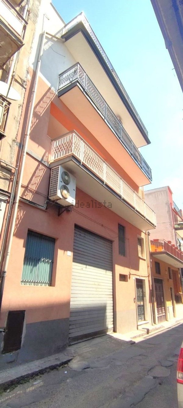 appartamento in vendita a Paternò in zona Centro Storico