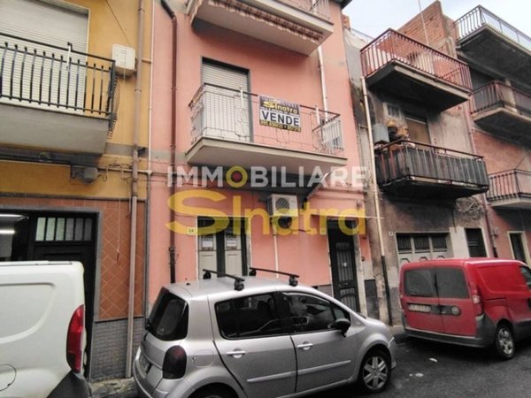 casa indipendente in vendita a Paternò in zona Centro Storico