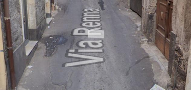 appartamento in vendita a Paternò in zona Centro Storico