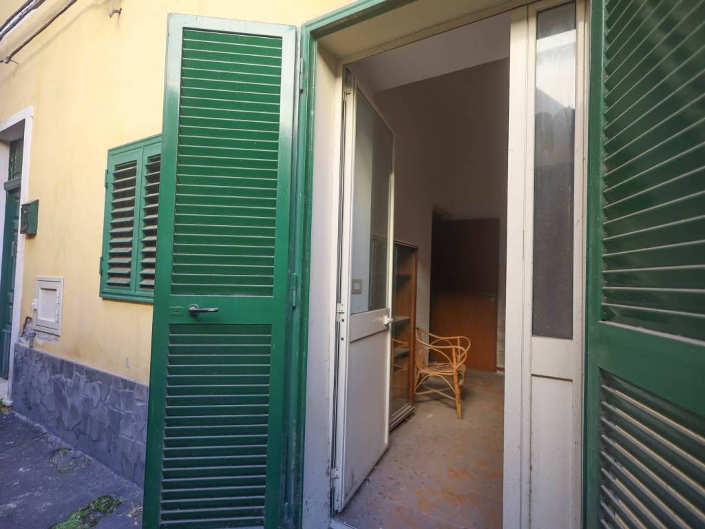 appartamento in vendita a Paternò in zona Centro Storico