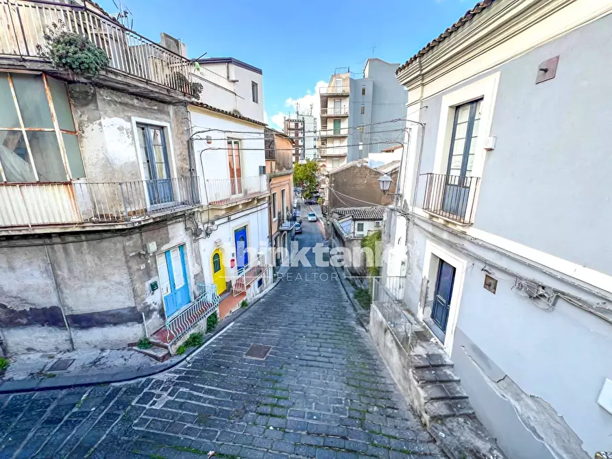 appartamento in vendita a Paternò in zona Centro Storico