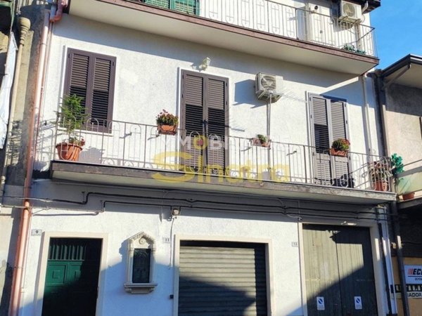 appartamento in vendita a Paternò in zona Centro Storico