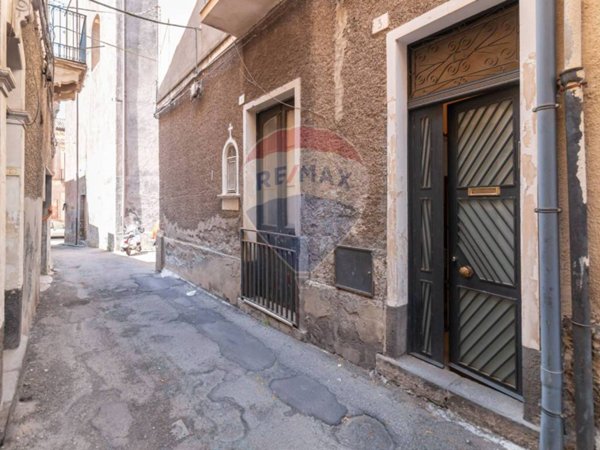 casa indipendente in vendita a Paternò in zona Centro Storico