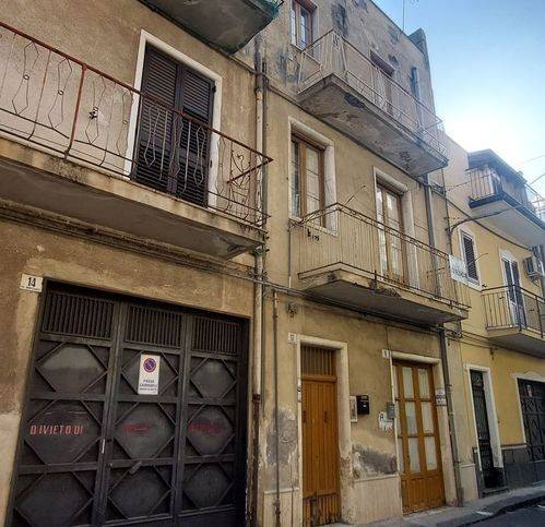 casa indipendente in vendita a Paternò