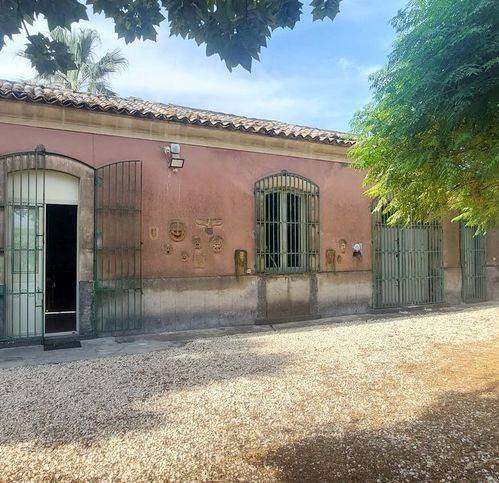 casa indipendente in vendita a Paternò