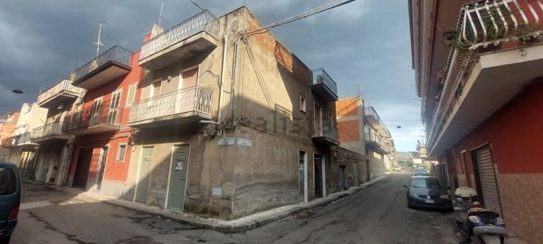 casa indipendente in vendita a Paternò