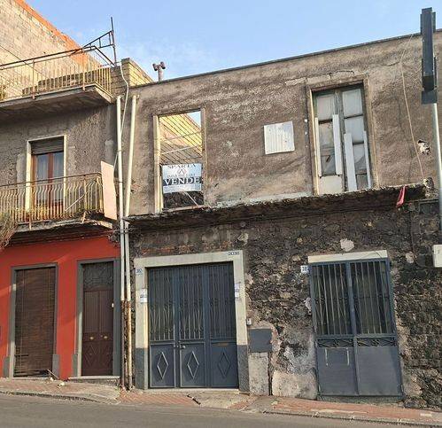 casa indipendente in vendita a Paternò