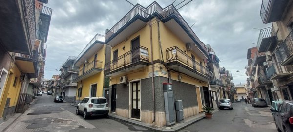 casa indipendente in vendita a Paternò