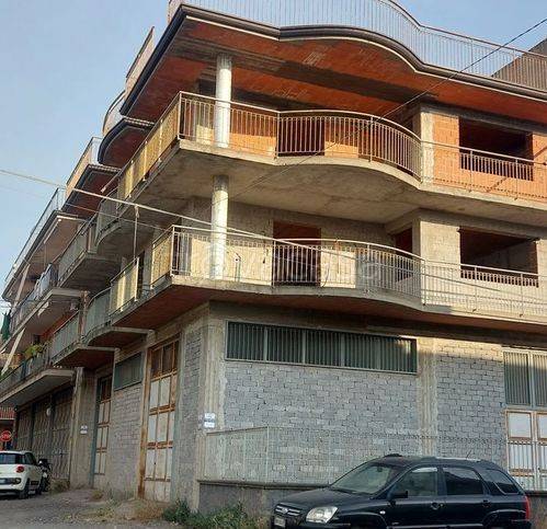 casa indipendente in vendita a Paternò