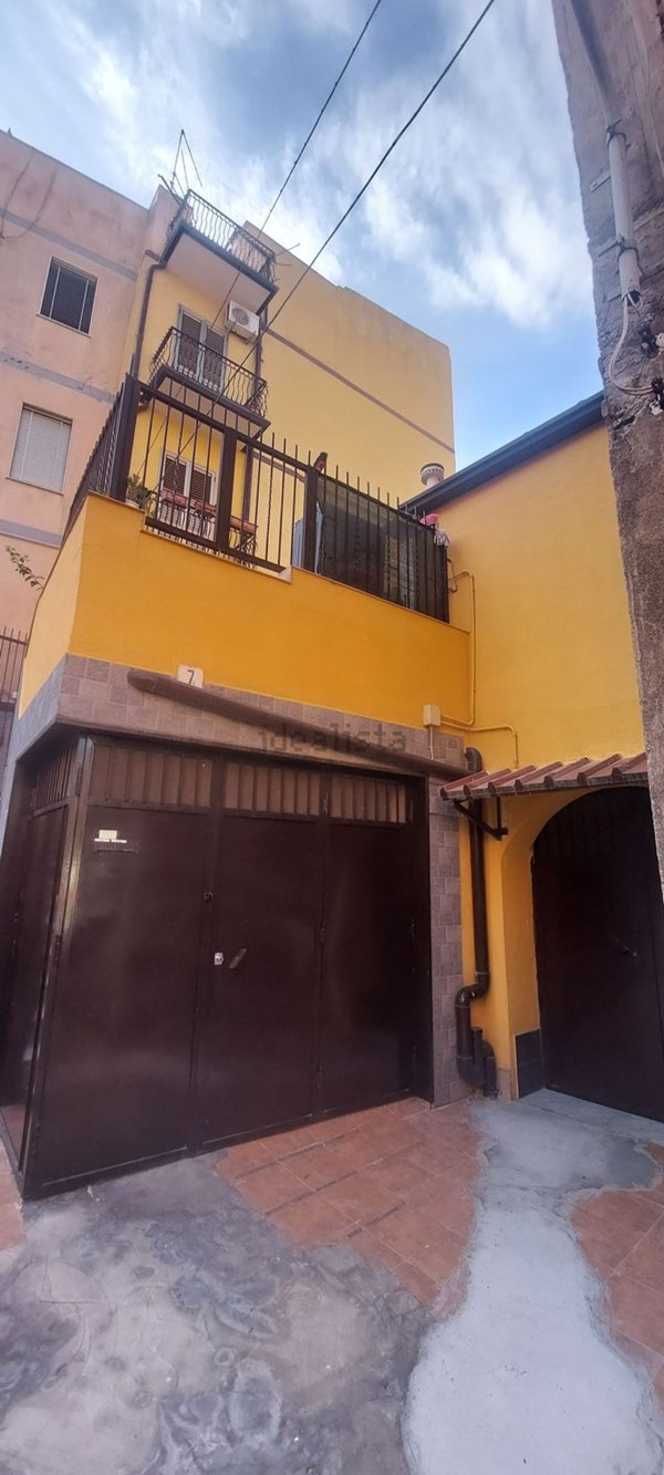casa indipendente in vendita a Paternò in zona Centro Storico