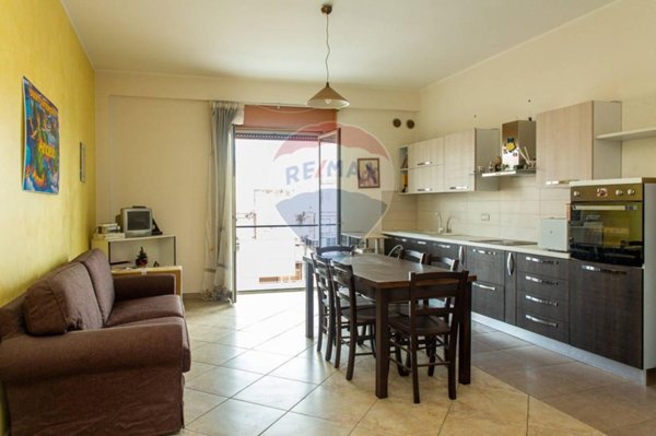 appartamento in vendita a Paternò in zona Centro Storico