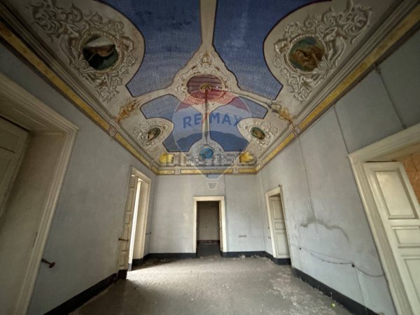 appartamento in vendita a Paternò in zona Centro Storico