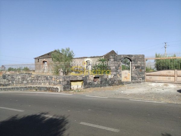 esavano in vendita a Paternò