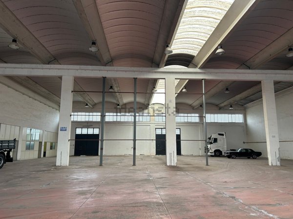 appartamento in vendita a Paternò in zona Sferro