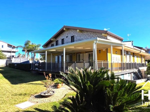 casa indipendente in vendita a Paternò