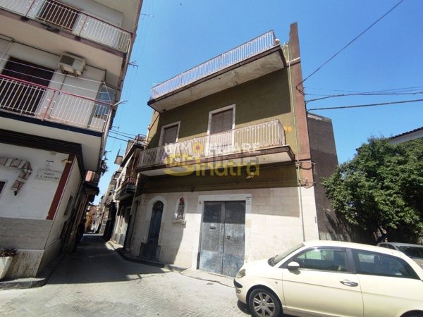 casa indipendente in vendita a Paternò