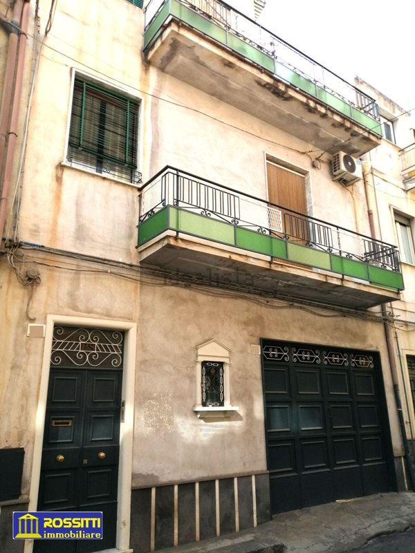 casa indipendente in vendita a Paternò