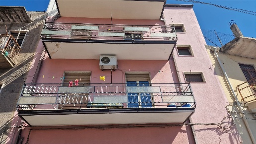 appartamento in vendita a Paternò in zona Centro Storico