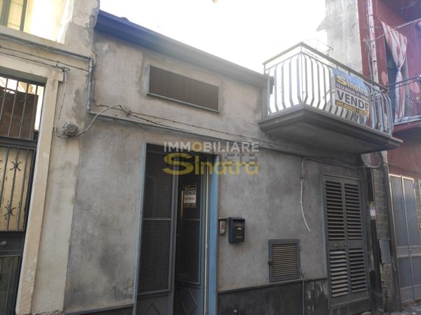 casa indipendente in vendita a Paternò in zona Centro Storico