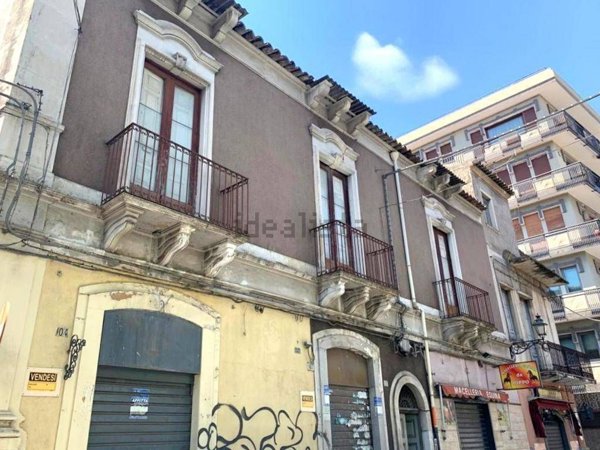 casa indipendente in vendita a Paternò in zona Centro Storico