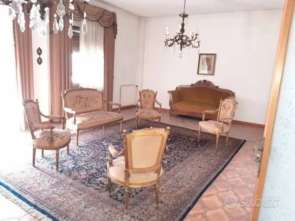 appartamento in vendita a Paternò