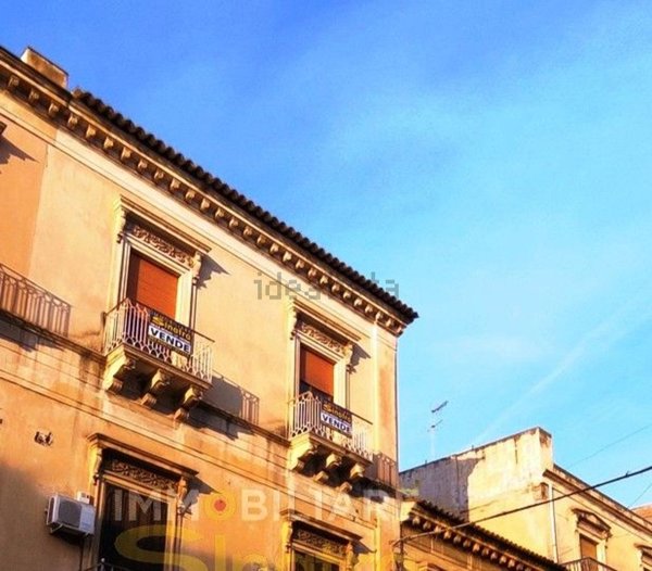 appartamento in vendita a Paternò in zona Centro Storico