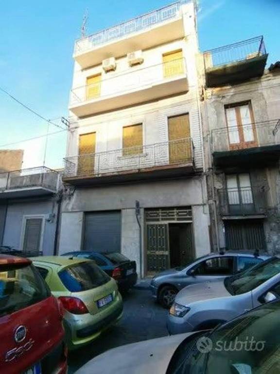appartamento in vendita a Paternò in zona Centro Storico