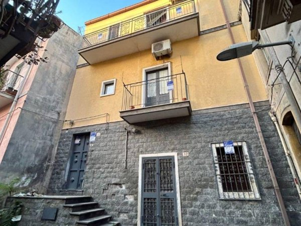 casa indipendente in vendita a Paternò in zona Centro Storico