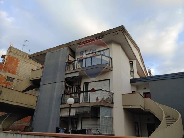 appartamento in vendita a Paternò in zona Centro Storico