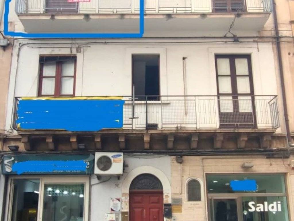 appartamento in vendita a Paternò in zona Centro Storico