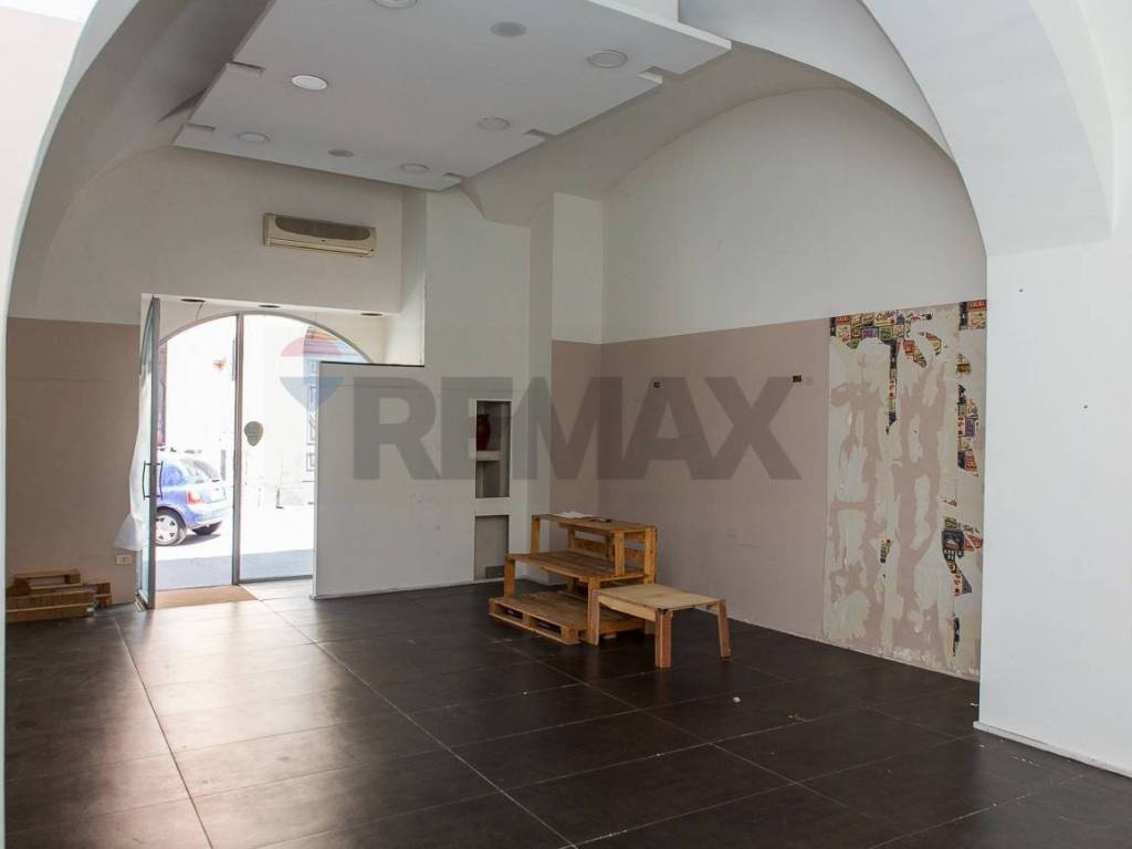 negozio in vendita a Paternò