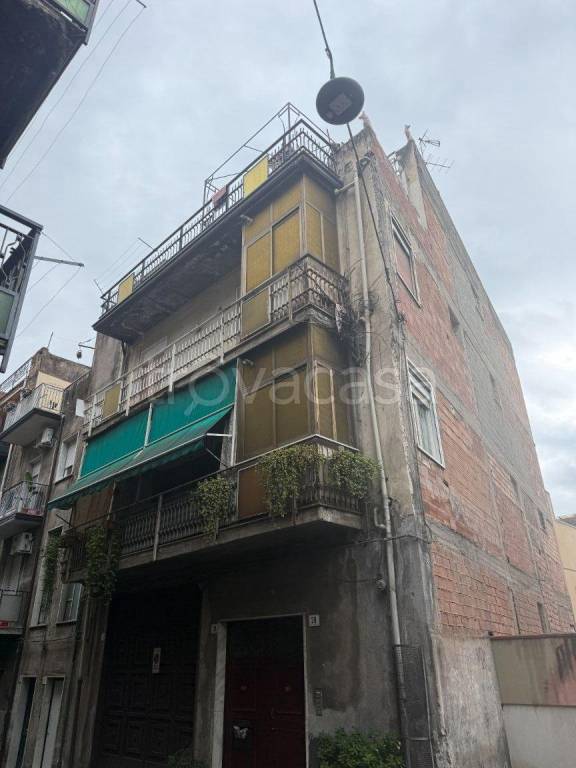 appartamento in vendita a Paternò in zona Centro Storico