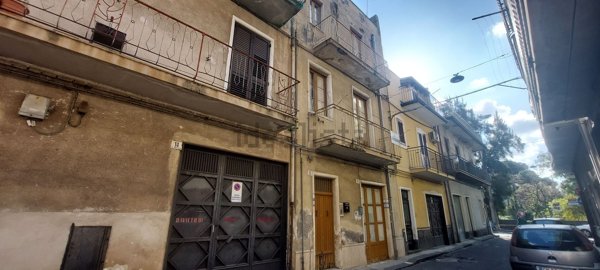 casa indipendente in vendita a Paternò