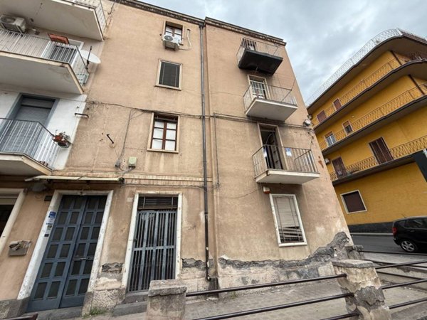 appartamento in vendita a Paternò in zona Centro Storico