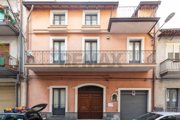 casa indipendente in vendita a Paternò in zona Centro Storico