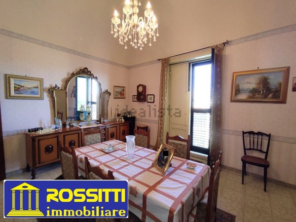 casa indipendente in vendita a Paternò