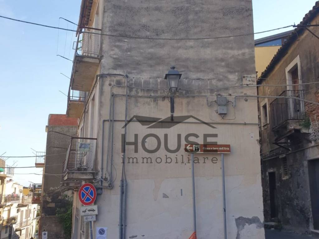 casa indipendente in vendita a Paternò